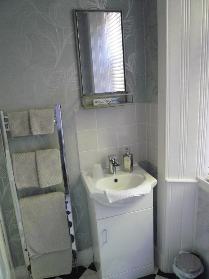 Woodburn Ground-Floor Apartment In Quiet Setting In Pitlochry Esterno foto