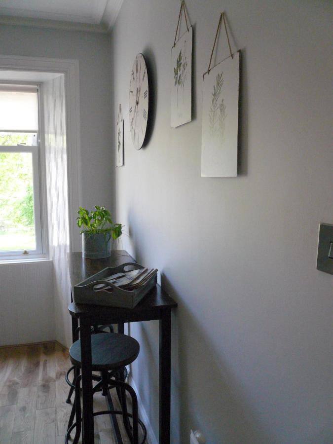 Woodburn Ground-Floor Apartment In Quiet Setting In Pitlochry Esterno foto